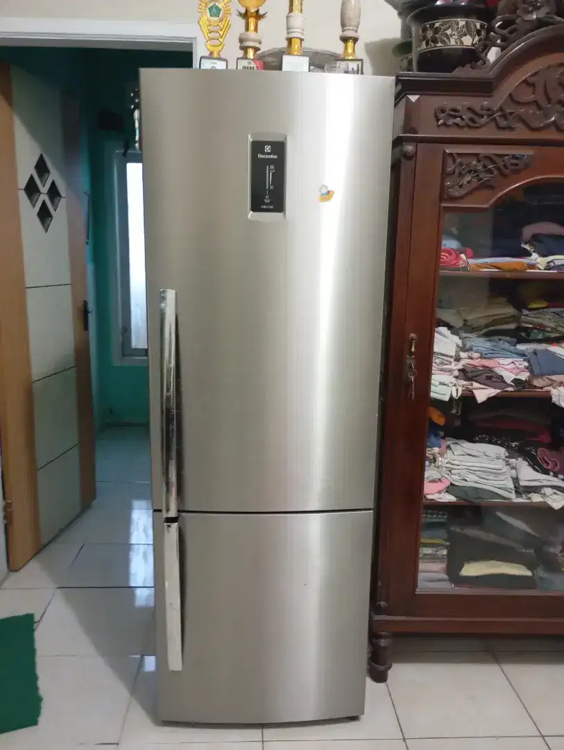 Kulkas Electrolux