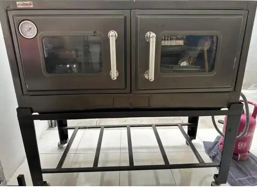 Oven API atas bawah