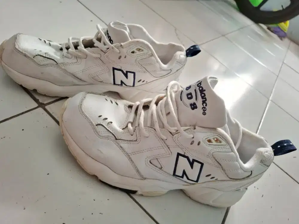 Sepatu new balance