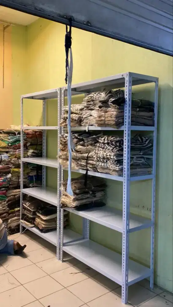 Rak besi serbaguna murah Rak susun penyimpanan barang gudang kantor