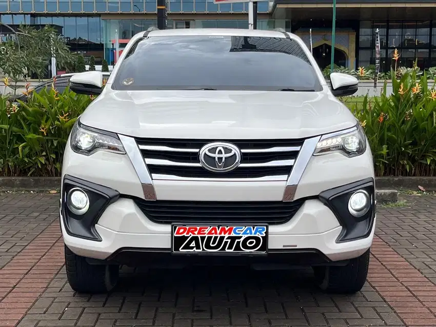 Toyota VRZ Fortuner 4x2 Diesel Non TRD NIK 2020 Putih
