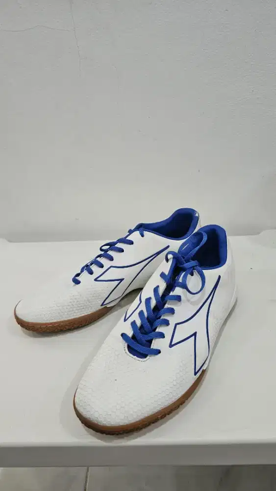 Jual Sepatu Futsal Diadora Ukuran 42