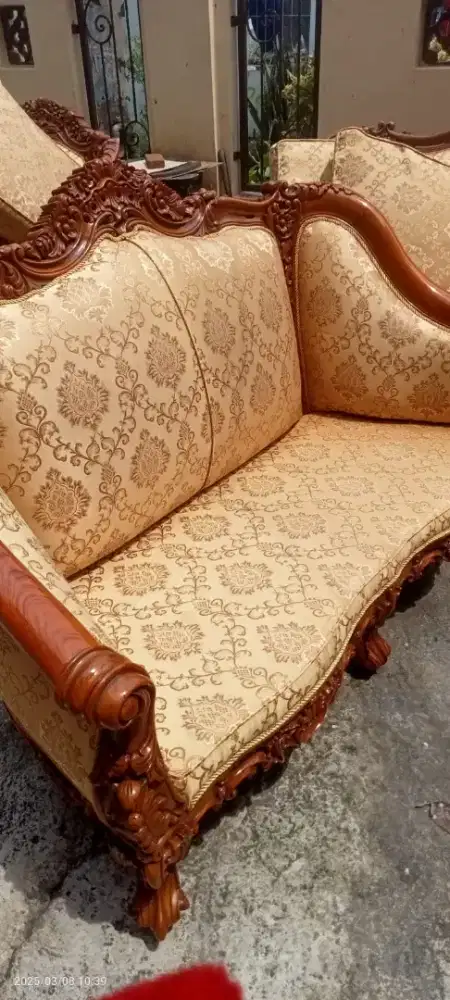 Jasa cuci kasur springbed sofa karpet jok mobil dll