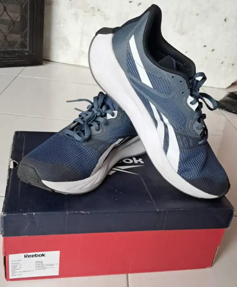 Sepatu Reebok Energen Tech Plus