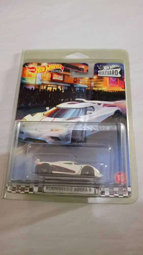HotWheels Koenigsegg Agera R Boulevard