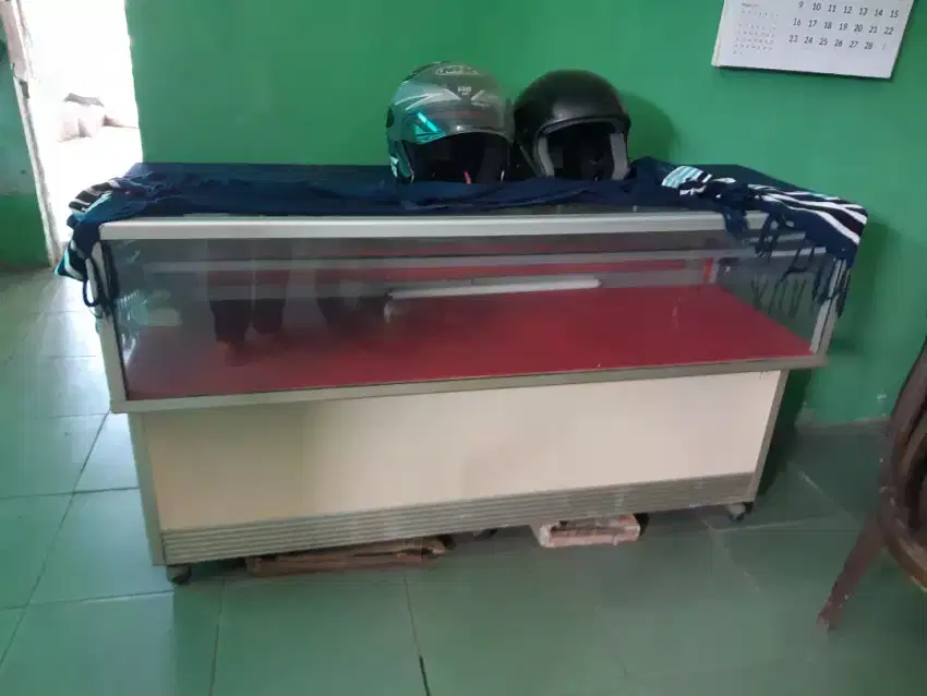 Etalase counter hp