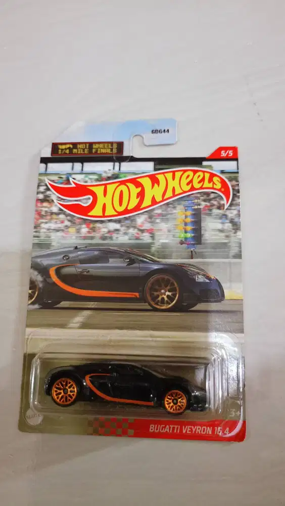 HotWheels Bugatti Veyron 1/4 Mile