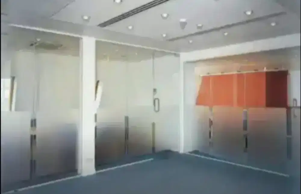 Ruangan apa saja yang pasang stiker sanblas kaca film dikantor