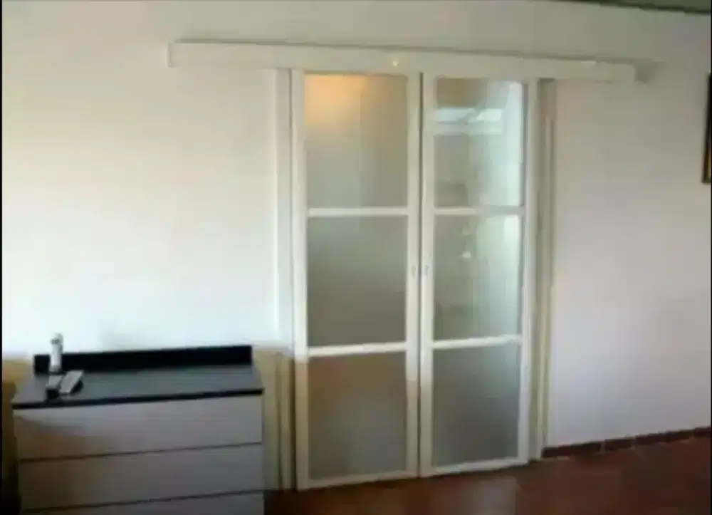 Pengerjaan stiker sanblas&riben ada banyak spesifikasi kegelapannya