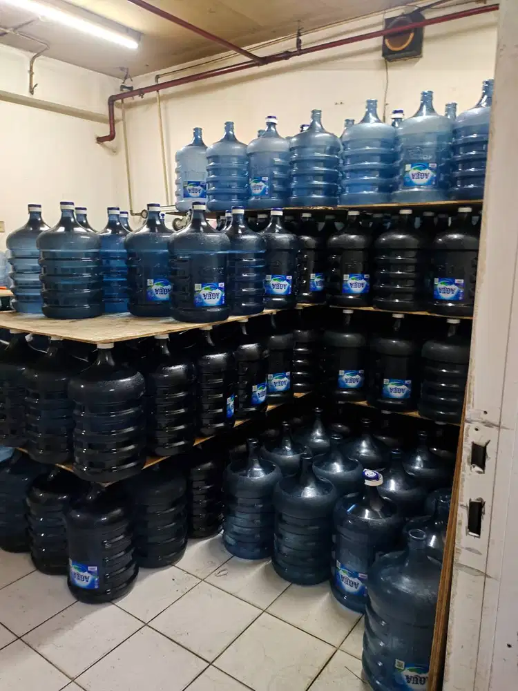 LOWONGAN KURIR GALON AIR MINERAL