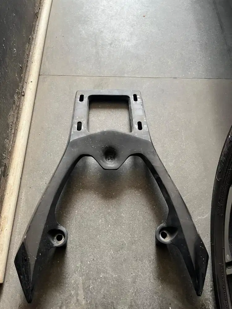 Breket bracket box SHAD untuk vario