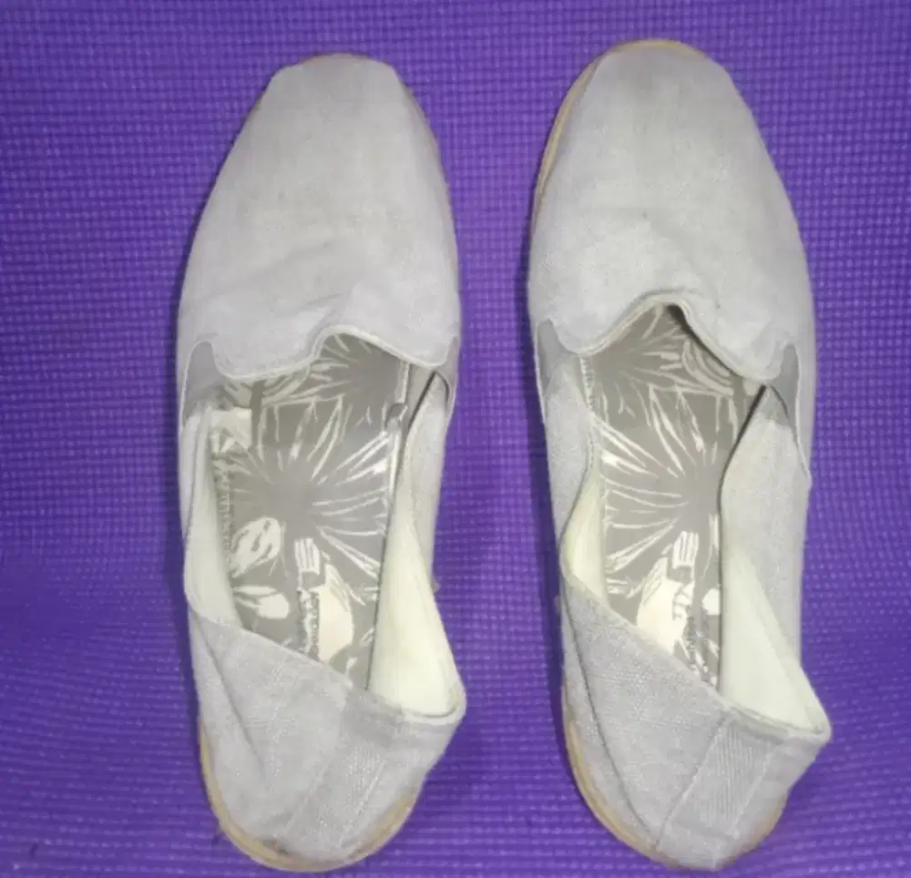 H&S
shoes canvas big size 47 