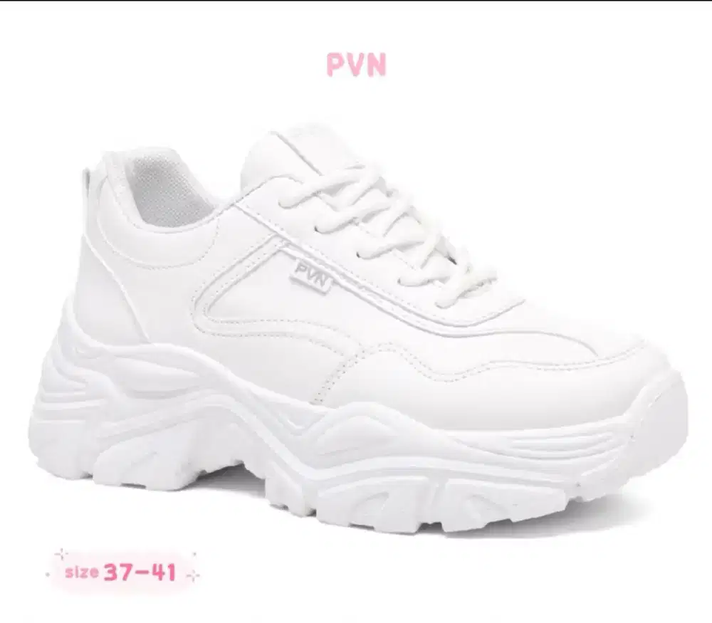 Sneakers putih PVN Jun