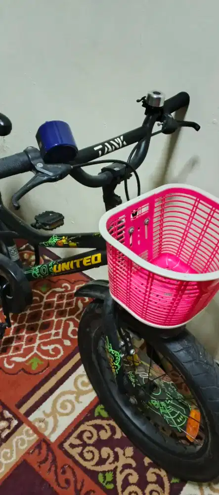Sepeda BMX united 18 inch