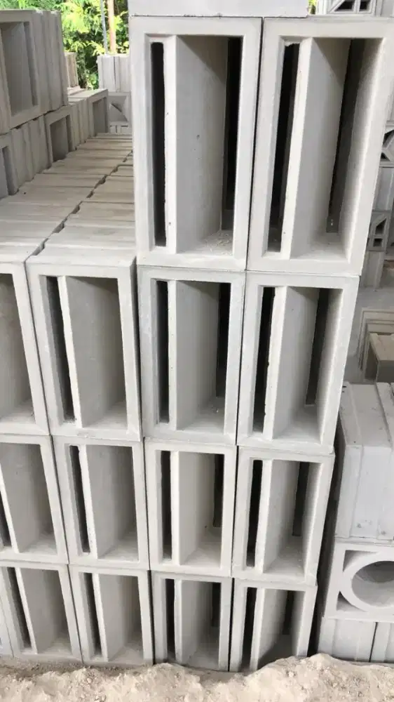 Roster cor putih 15x30