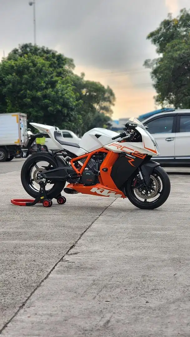 KTM 1190 RC8 R 2015
