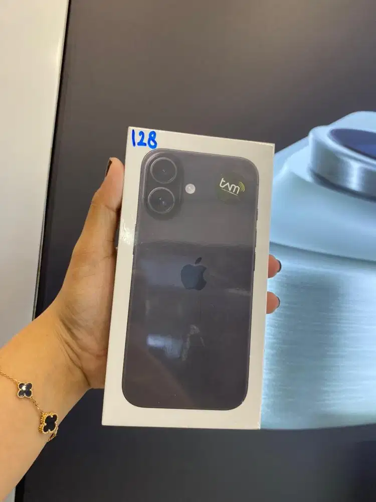 Iphone 16 128 Gb Black -Garansi Resmi Ibox