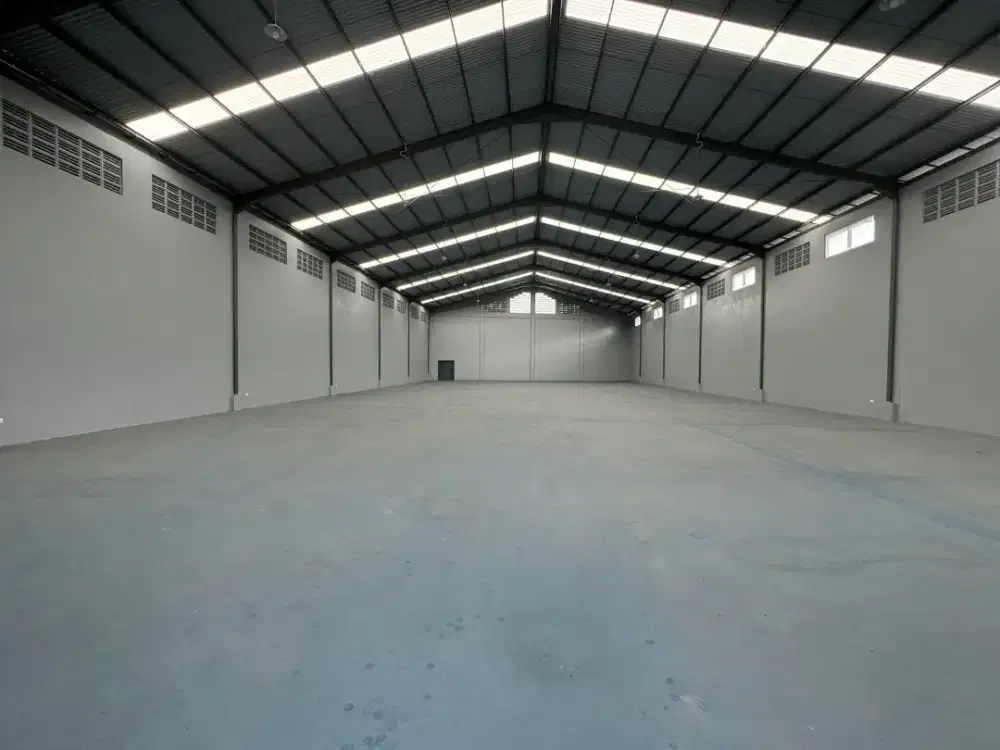 DI SEWAKAN GUDANG BARU DI LINGKAR KUDUS KOTA - JAWA TENGAH