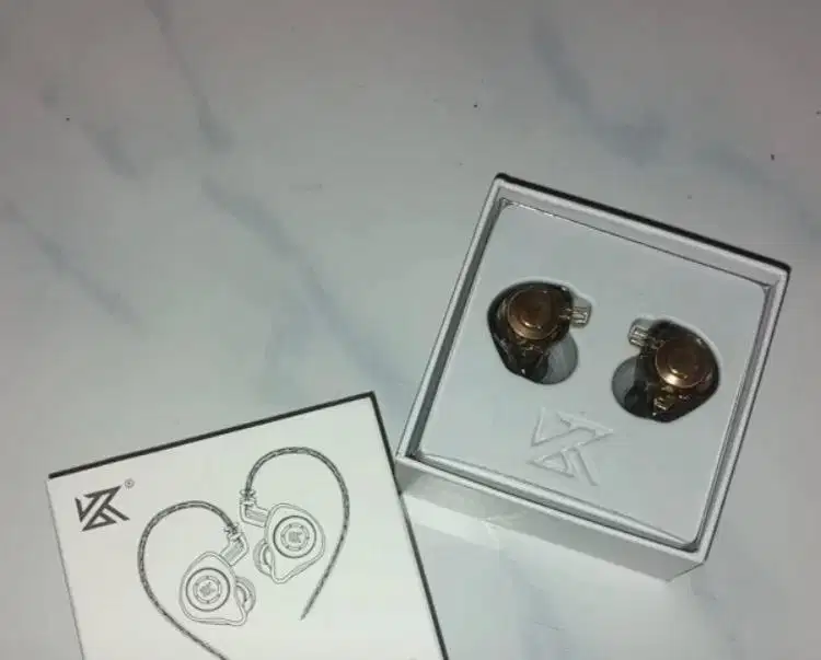 Zzenith KZ EDX Pro Basshead Earphone with mic