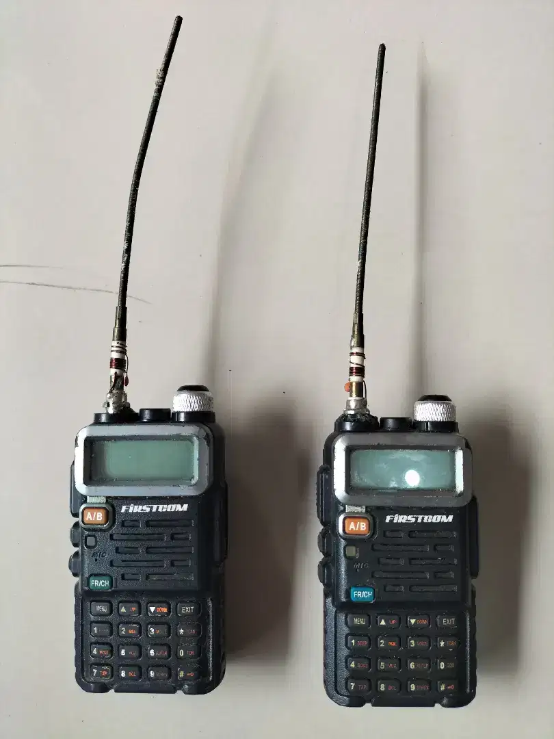 Jual HT Firstcom FC-26 Dual Band Waterproof Handie Talkie Walky Talky