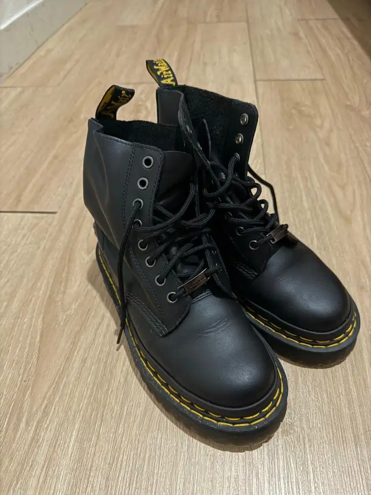 Dr. Martens 1460 size 38