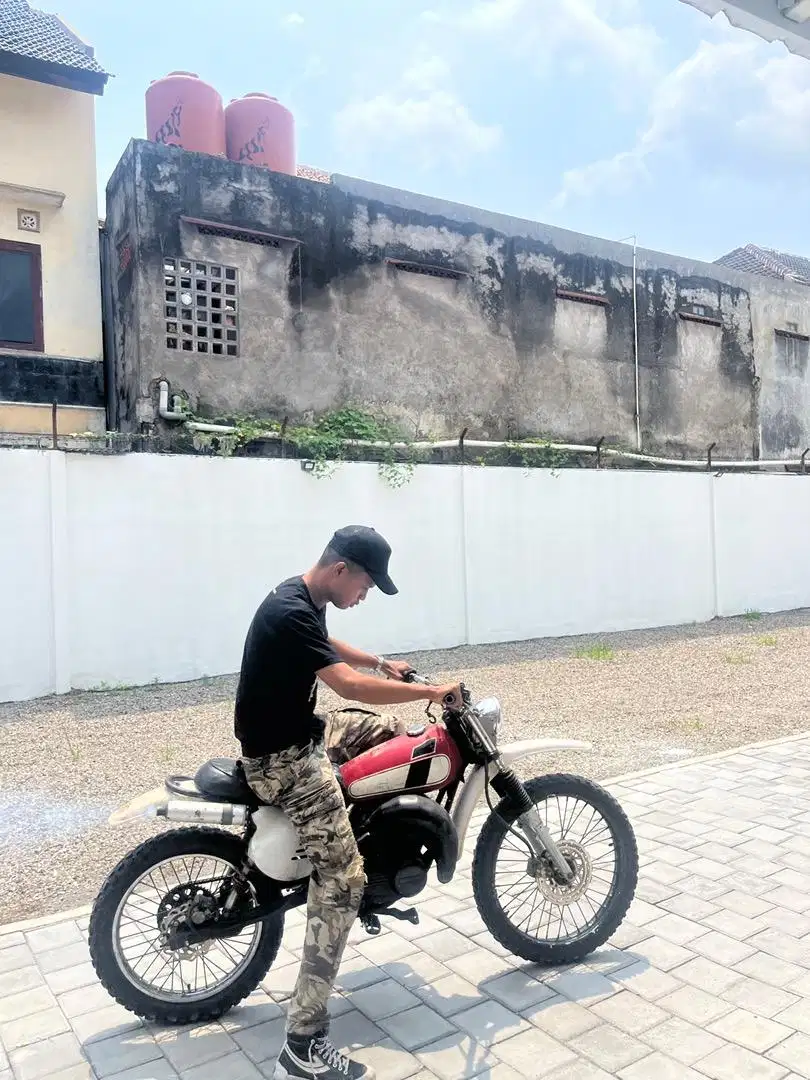 Dt 100 mesin RXS 1981