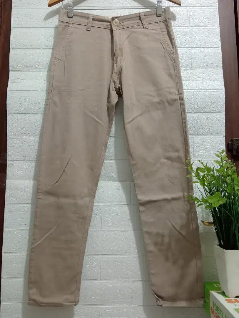 PRELOVED PRIBADI HEYLOOK ORI CHINO CELANA PANJANG PRIA FORMAL CASUAL
