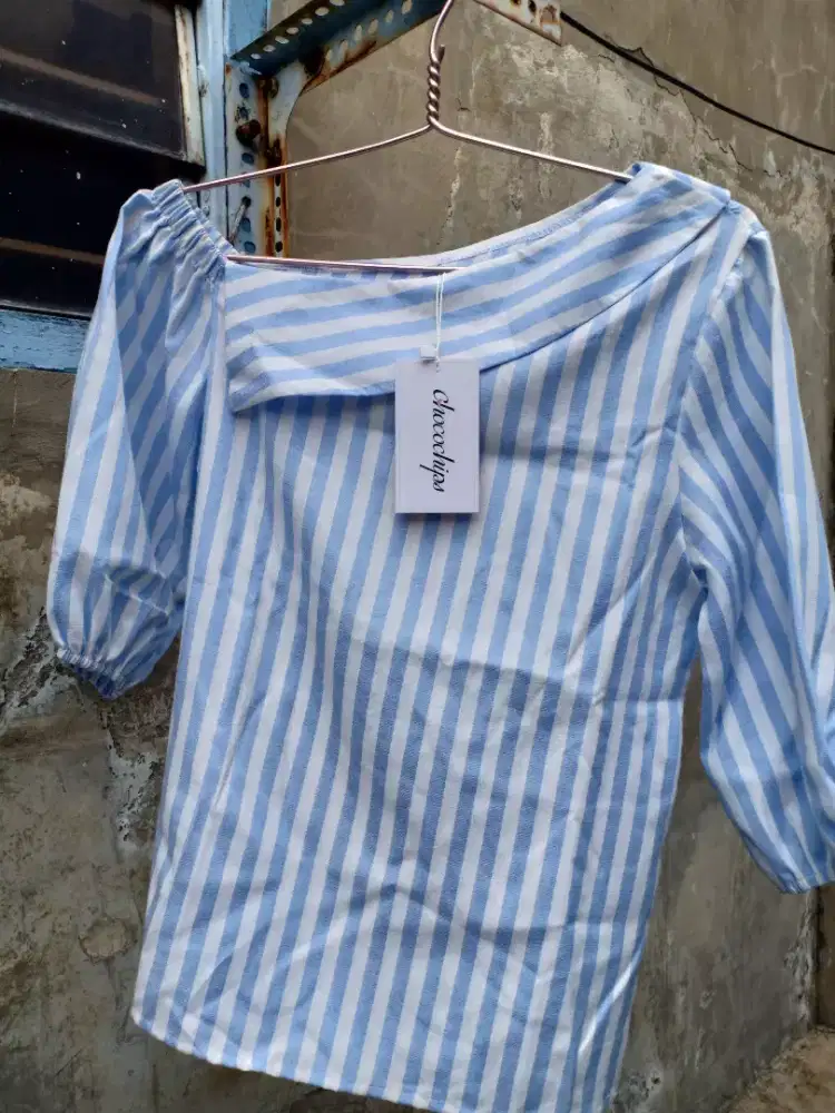 Atasan Shoulder-off Chocochips