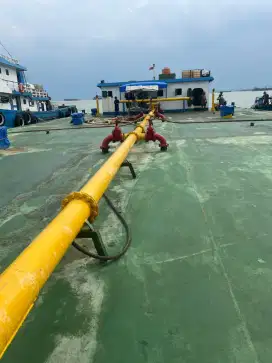 Oil barge 2000kl non class