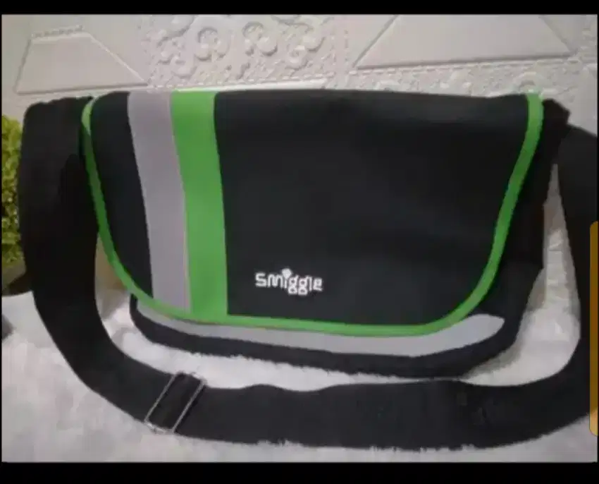 Smiggle Tas Cross Body