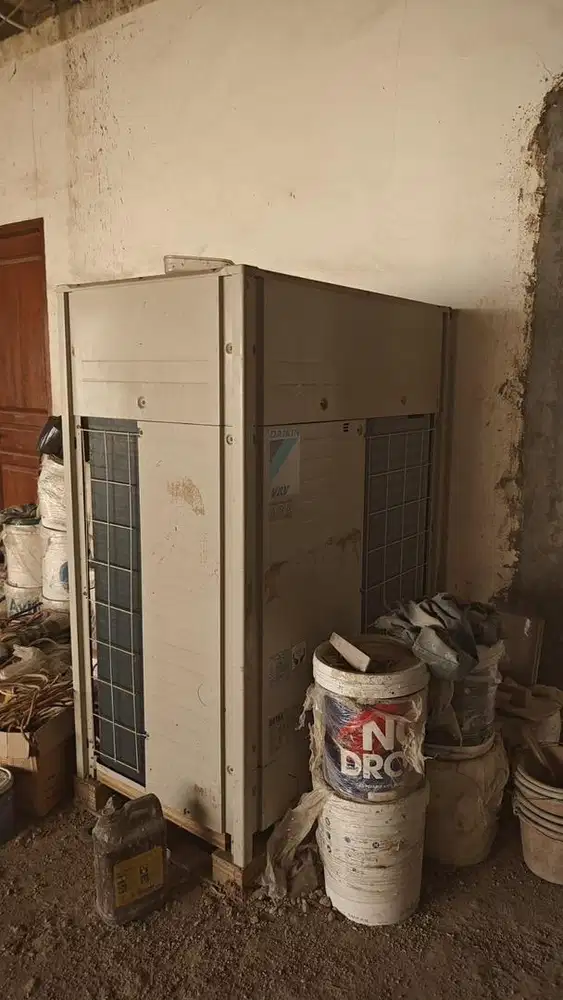 KONDISI BARU Outdoor AC Daikin VRV A 18 PK RXQ18AY14