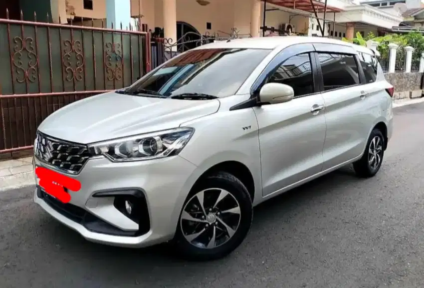 Suzuki ertiga hybrid at matic 2022