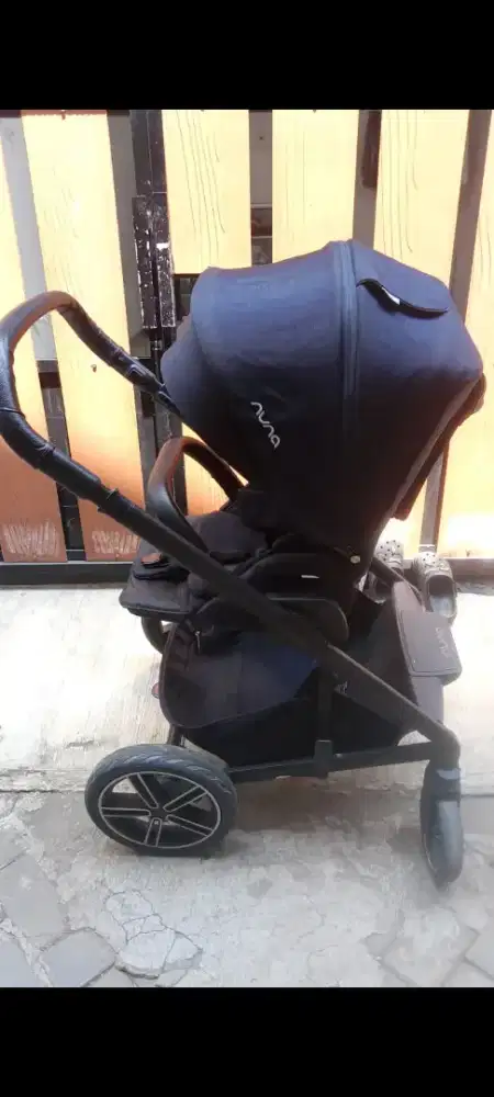 Stroller Nuna Mixx 2 CAVIAR NAVY