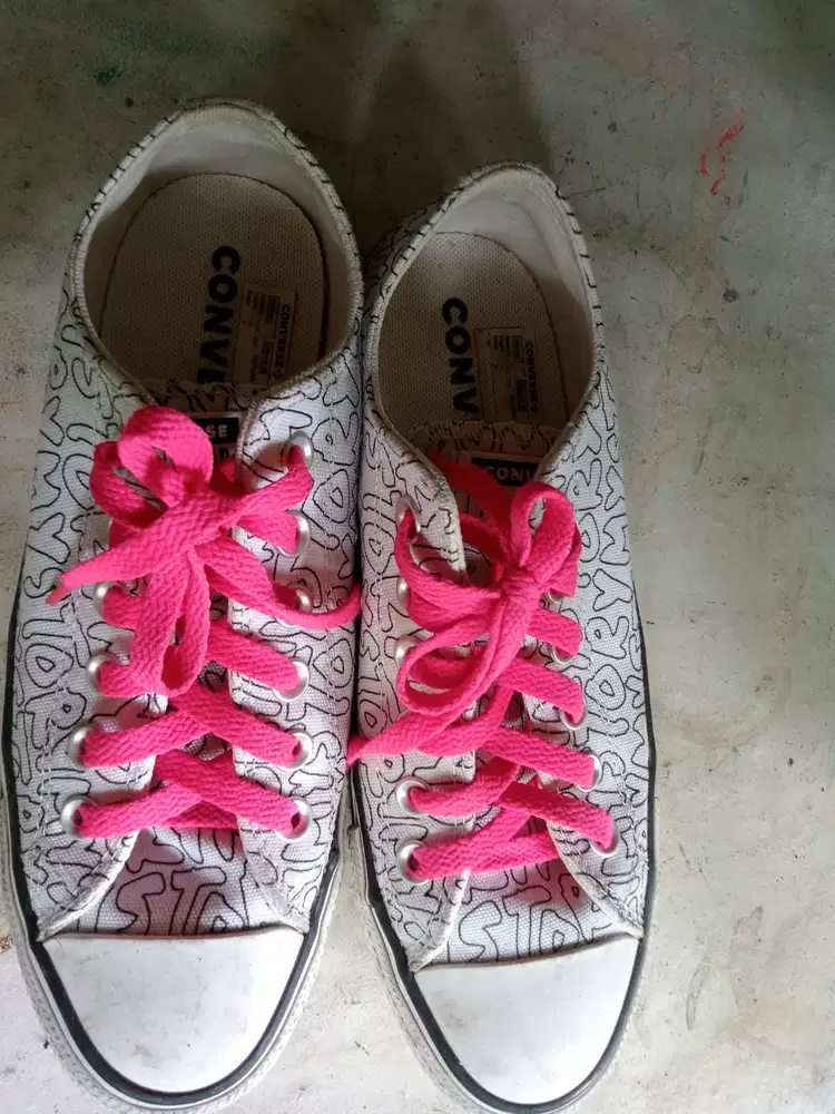 Sepatu Converse second