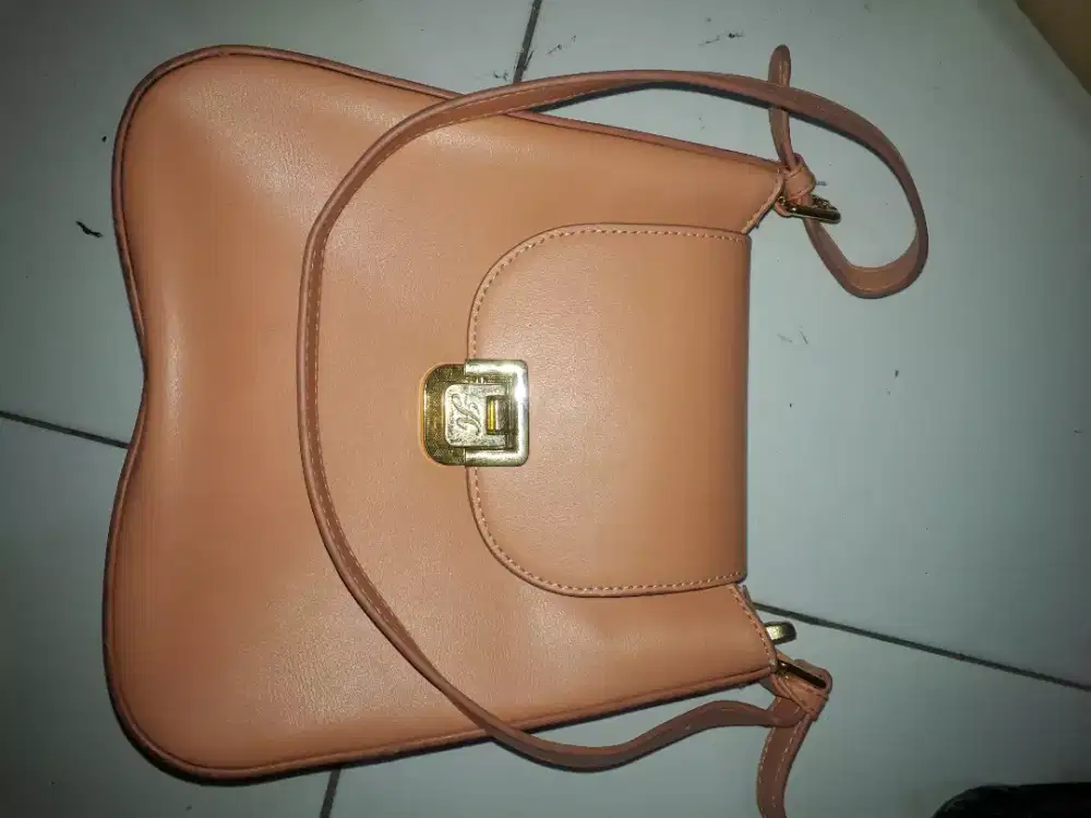 Sling Bag JIMS HONEY ORIGINAL. Bisa Nego !!