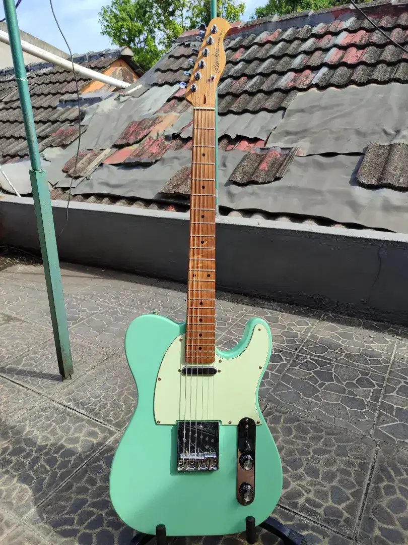 Gitar Bacchus BTE 1R Surfgreen Universe Series Telecaster