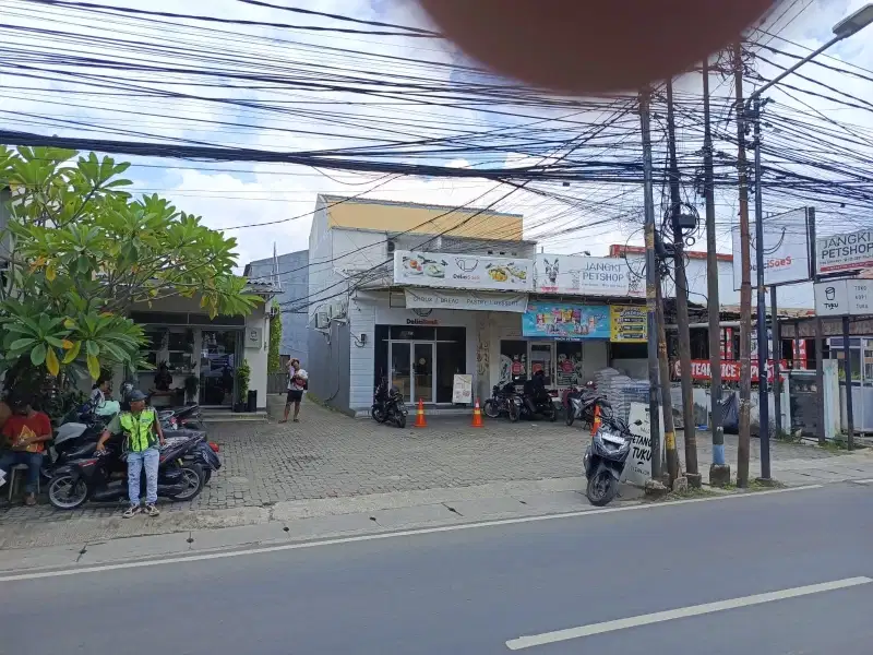 dijual murah kos kosan ,dan ruko jalan utama