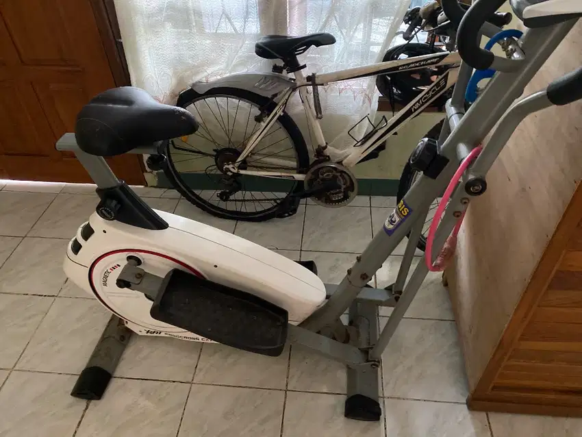 Sepeda stasioner 2 in 1 second