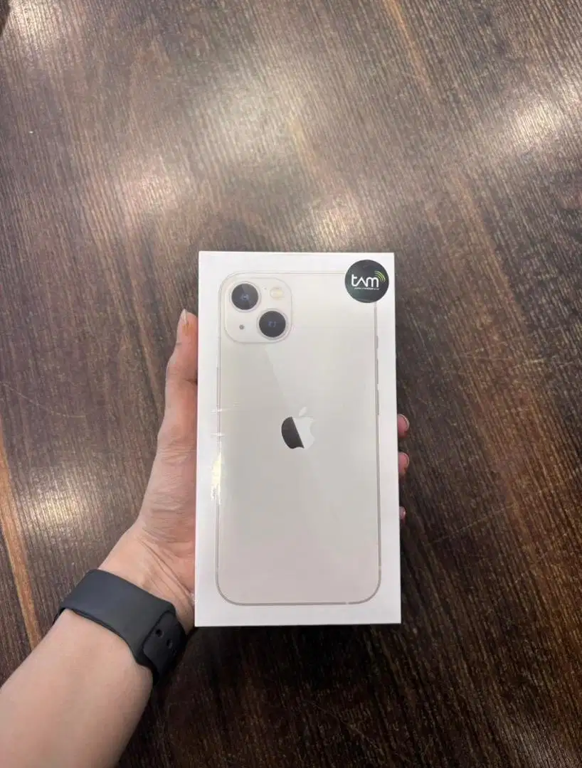 Iphone 13 128 Gb Starlight - Garansi Resmi Ibox
