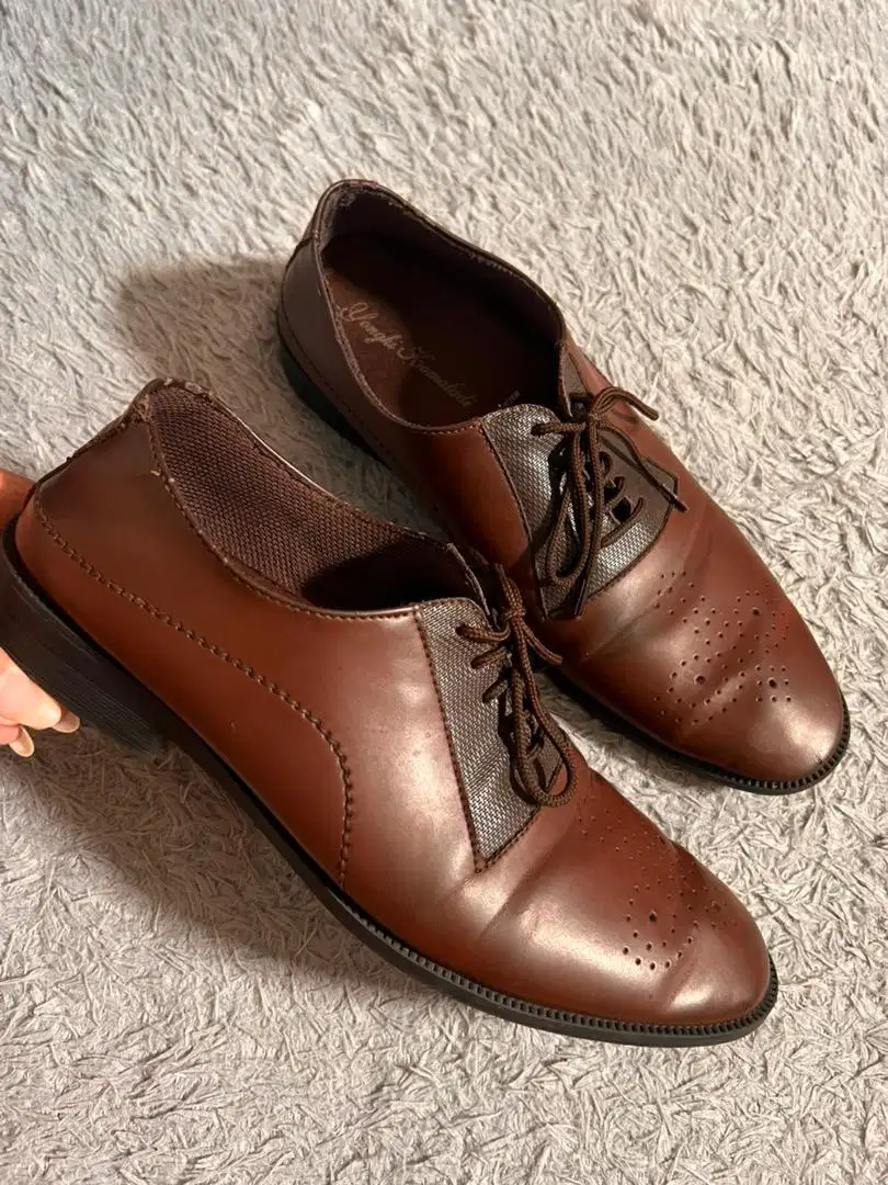 SEPATU PANTOFEL YONGKI KOMALADI