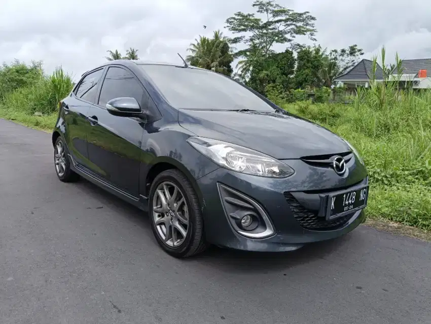 KM 70rb Mazda2 R Manual 2013 tangan 1 Jateng Mazda 2 Manual