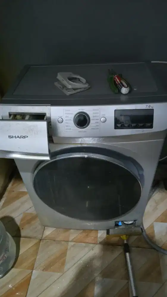 Dijual Mesin Cuci Front Loading