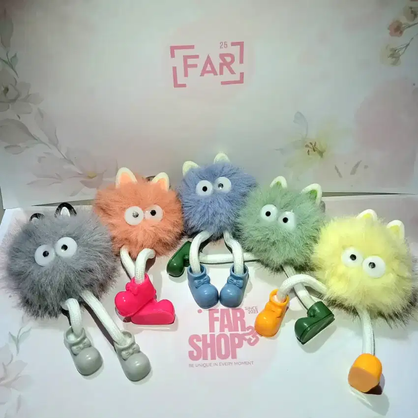 Gantungan Kunci Rubah Bulu Lucu Warna-Warni