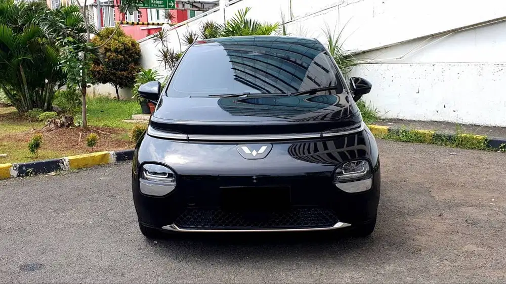 Wuling Cloud EV Pro AT Starry Black 2024 Like New Low Km 2Rb Garansi