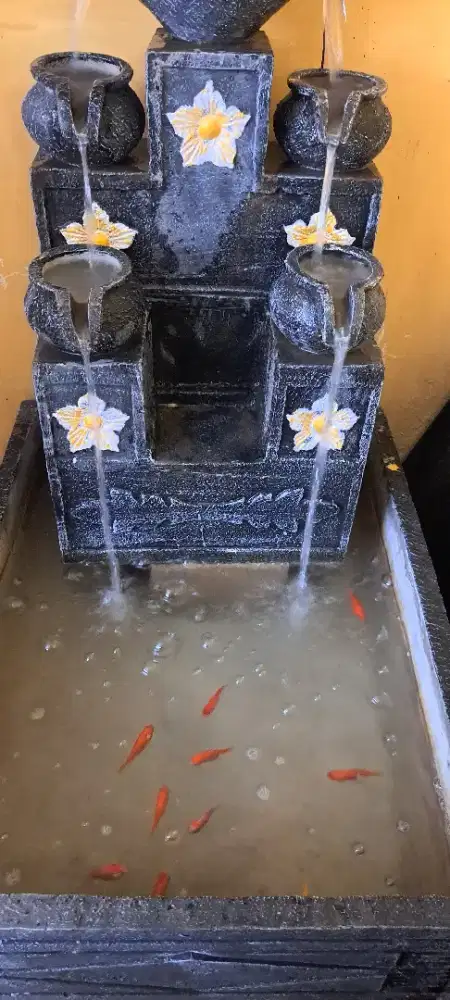 Kolam pancuran hias mini