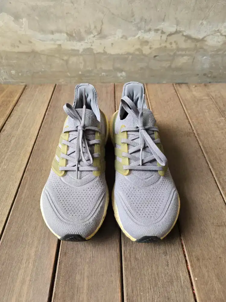 Adidas Ultraboost 21 Grey