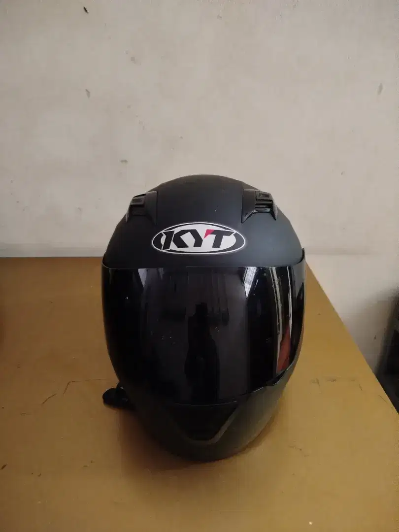 Helm Full Face KYT R-10