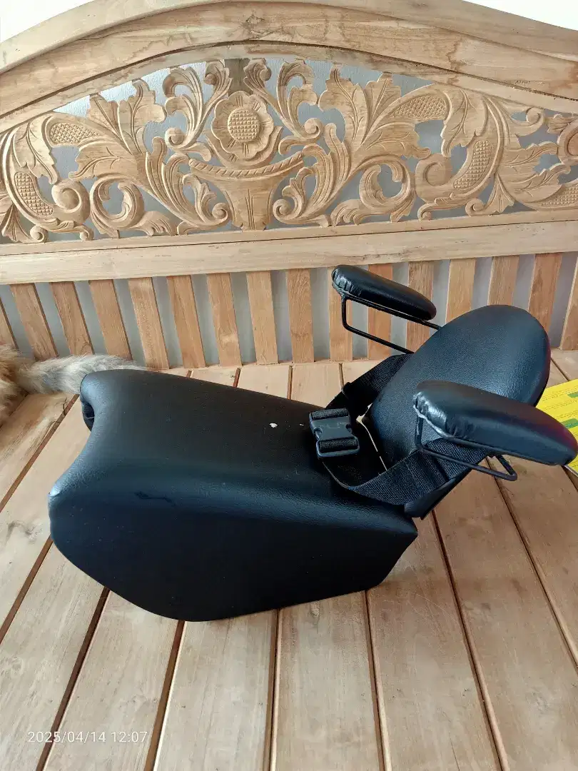 Boncengan anak untuk motor N MAX
