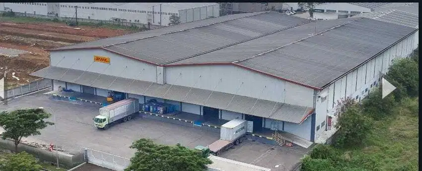 Gudang Loading Dock Delta Silicon 6 Cikarang