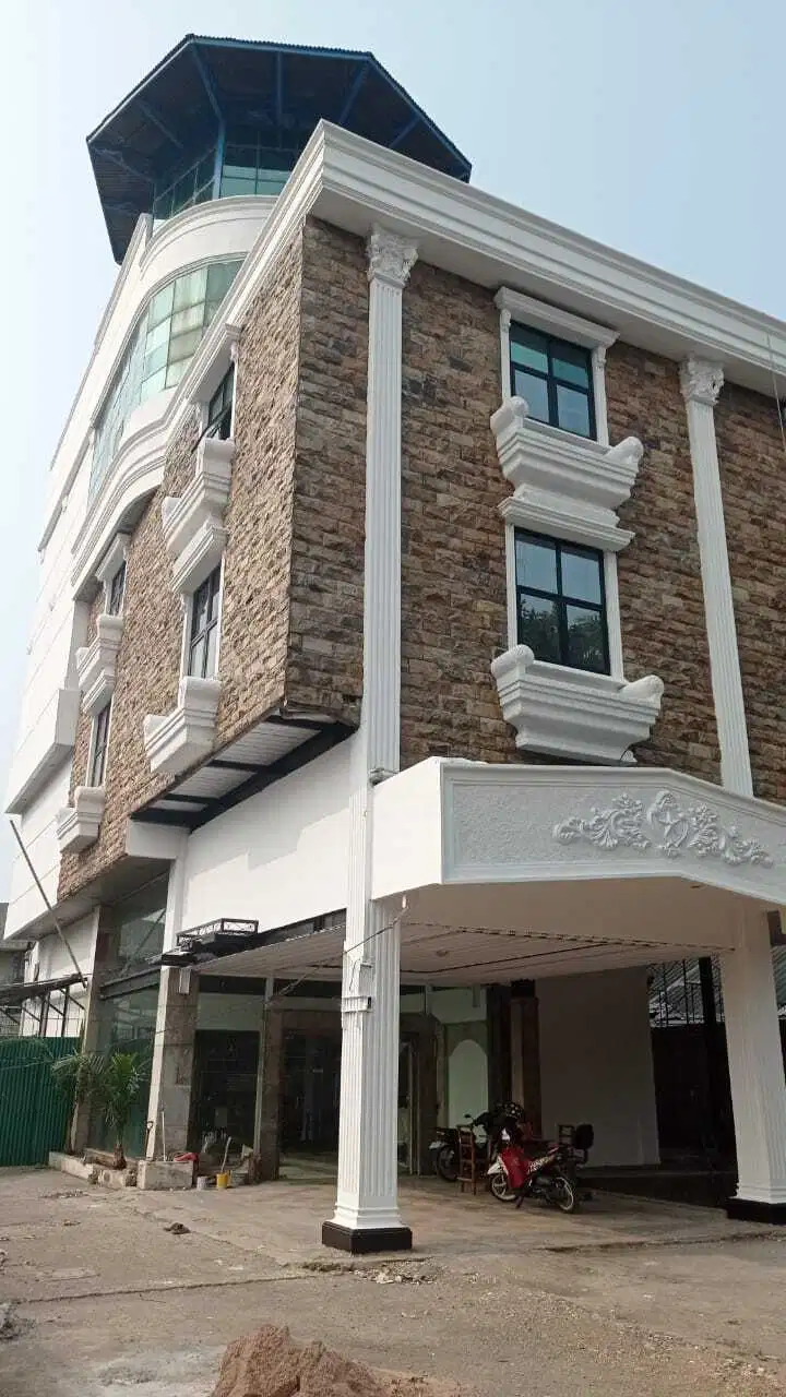 Jual Cepat Gedung Kantor 5 Lt Pinggir Jl Raya Daan Mogot Jakarta Barat